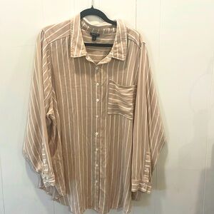 Torrid size 5 blush button down stripped shirt